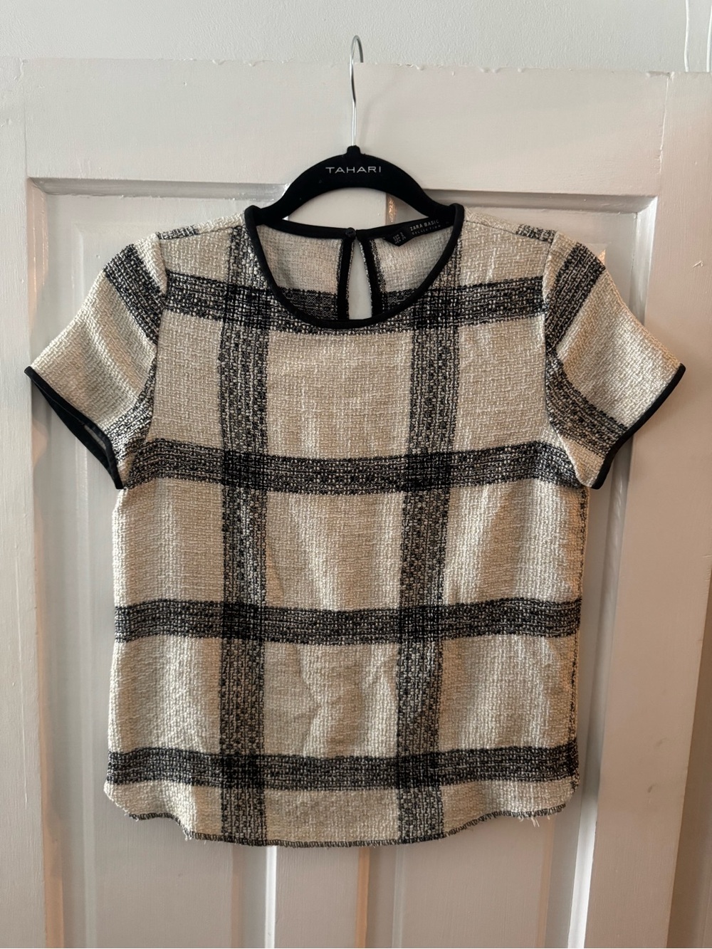 Zara Cream and Black Tweed Blend Short Sleeve Blouse